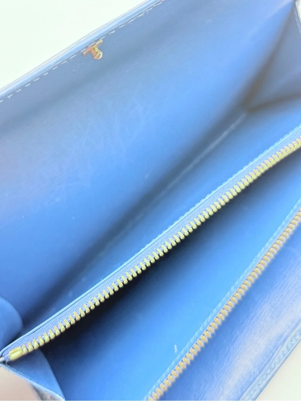 Louis Vuitton Toledo Blue Epi Leather Pochette Portefeuille Long Wallet Vintage